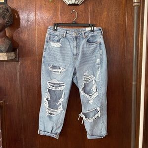 american eagle distressed high rise mom jeans